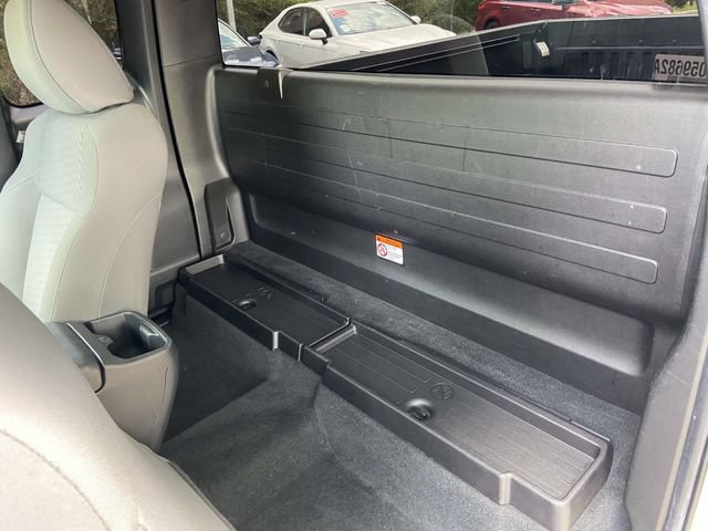 Used 2022 Toyota Tacoma SR RWD image 21