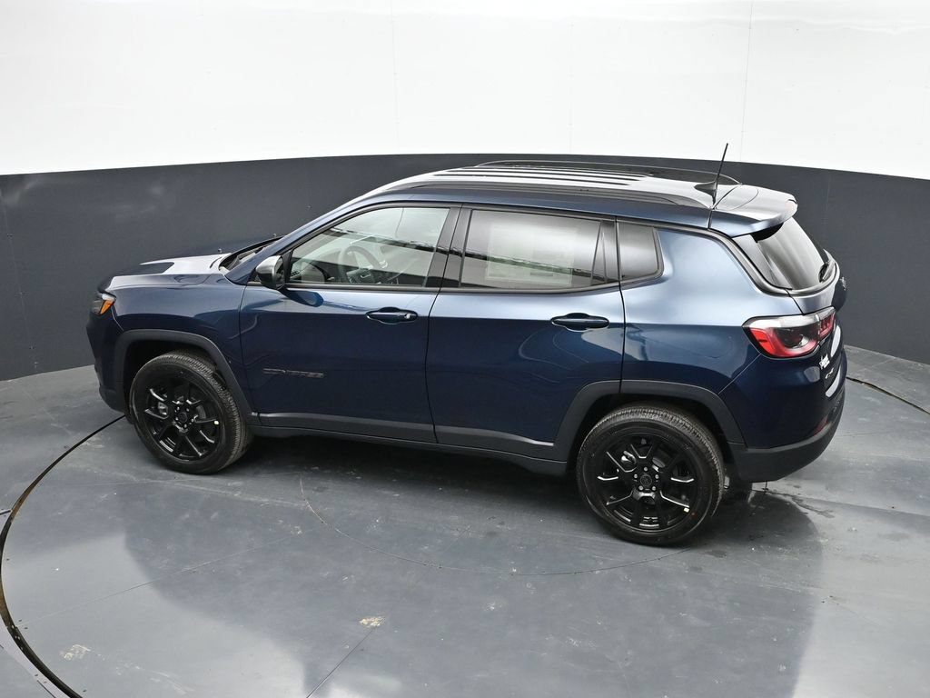 New 2026 Jeep Compass Latitude AWD/4WD image 40