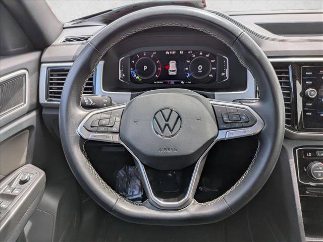 Used 2022 Volkswagen Atlas Cross Sport SE w/ Black Wheel Package AWD/4WD image 13