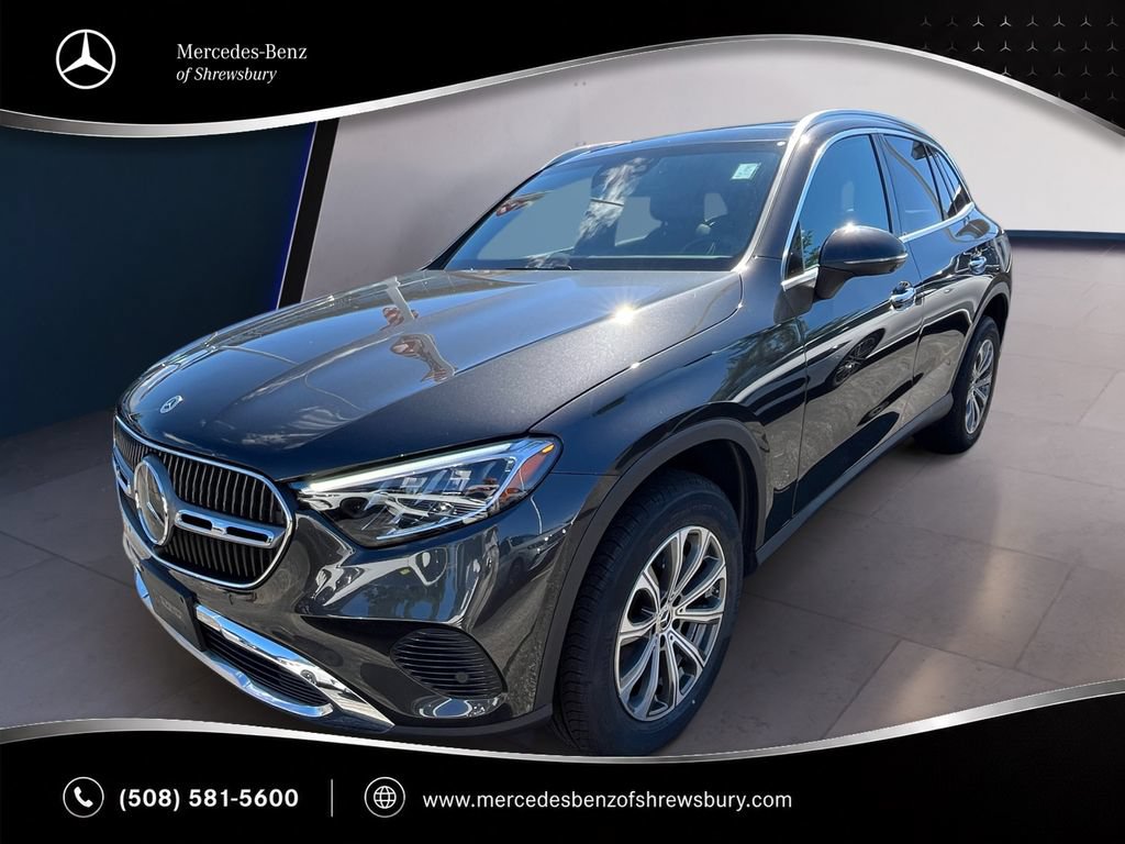 Used 2023 Mercedes-Benz GLC 300 4MATIC image 1