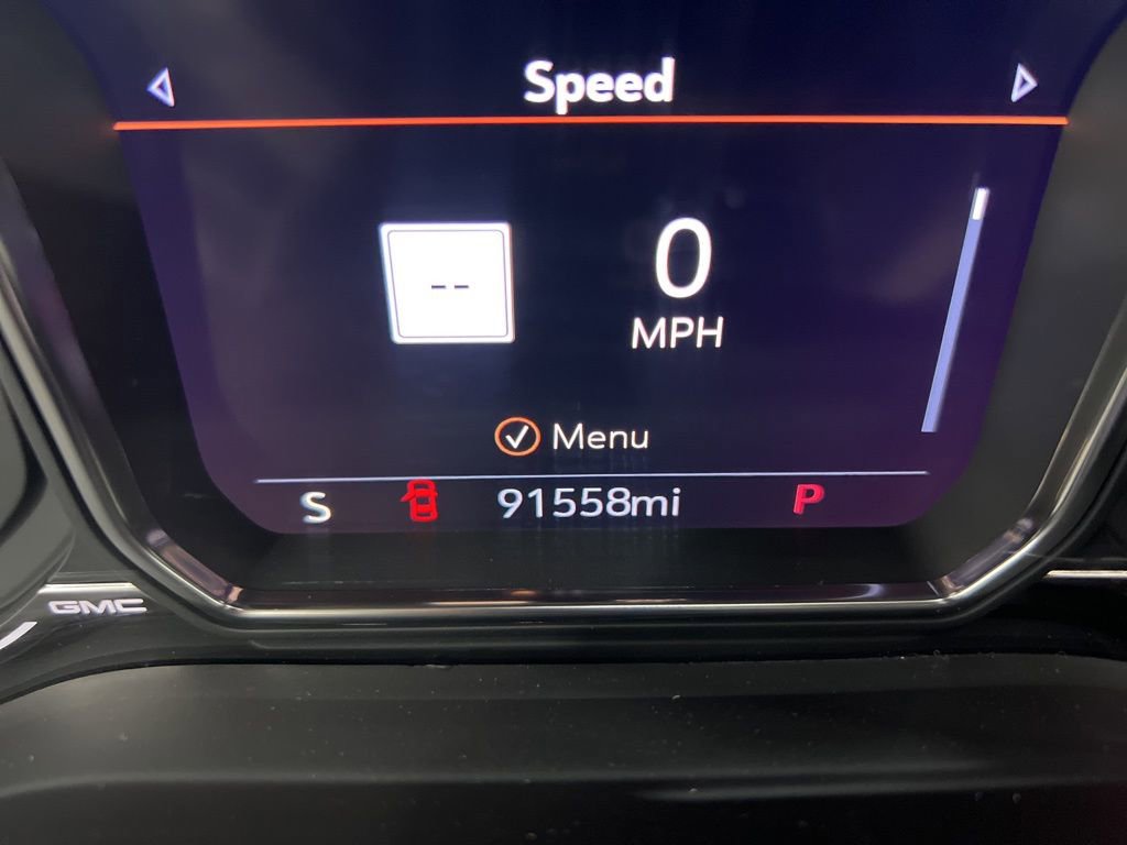 Used 2021 GMC Yukon XL Denali w/ Denali Premium Package image 11