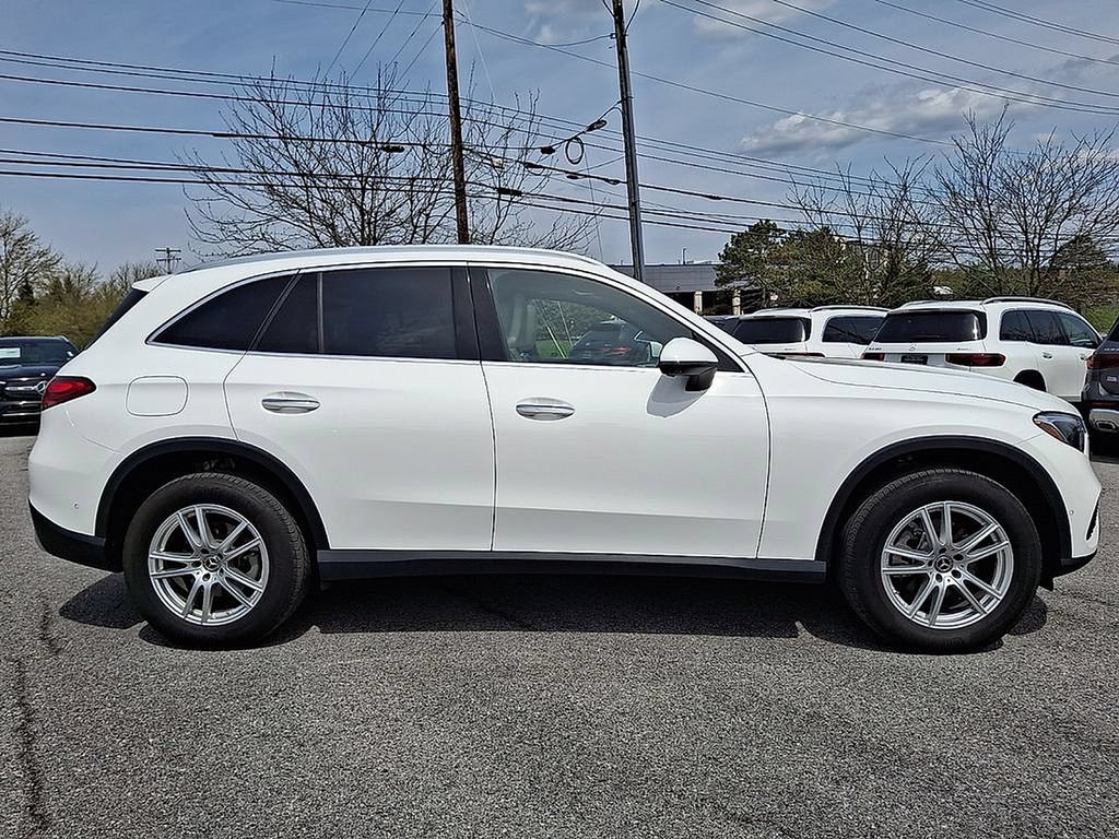 Used 2023 Mercedes-Benz GLC 300 4MATIC image 10