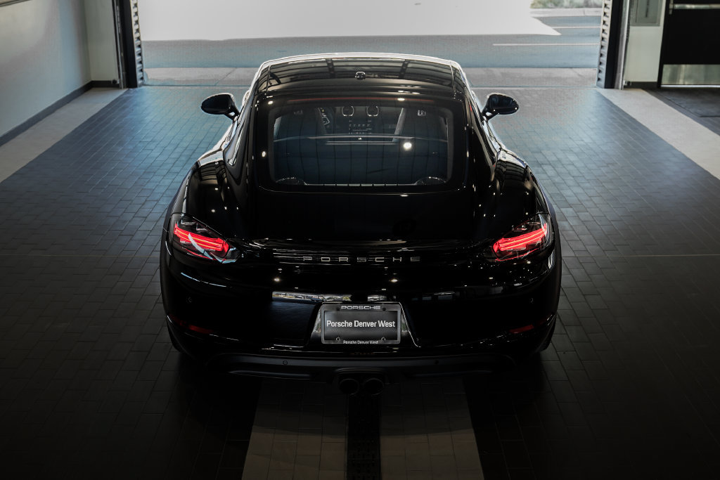Used 2025 Porsche 718 Cayman RWD image 28