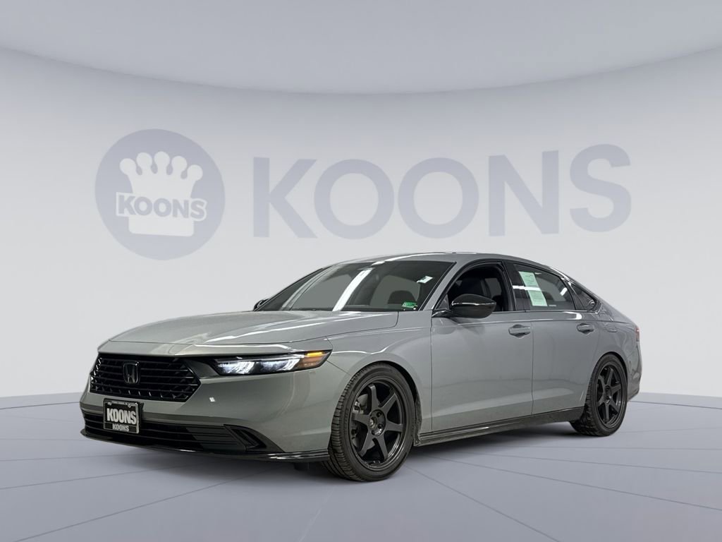 Used 2023 Honda Accord Sport image 1