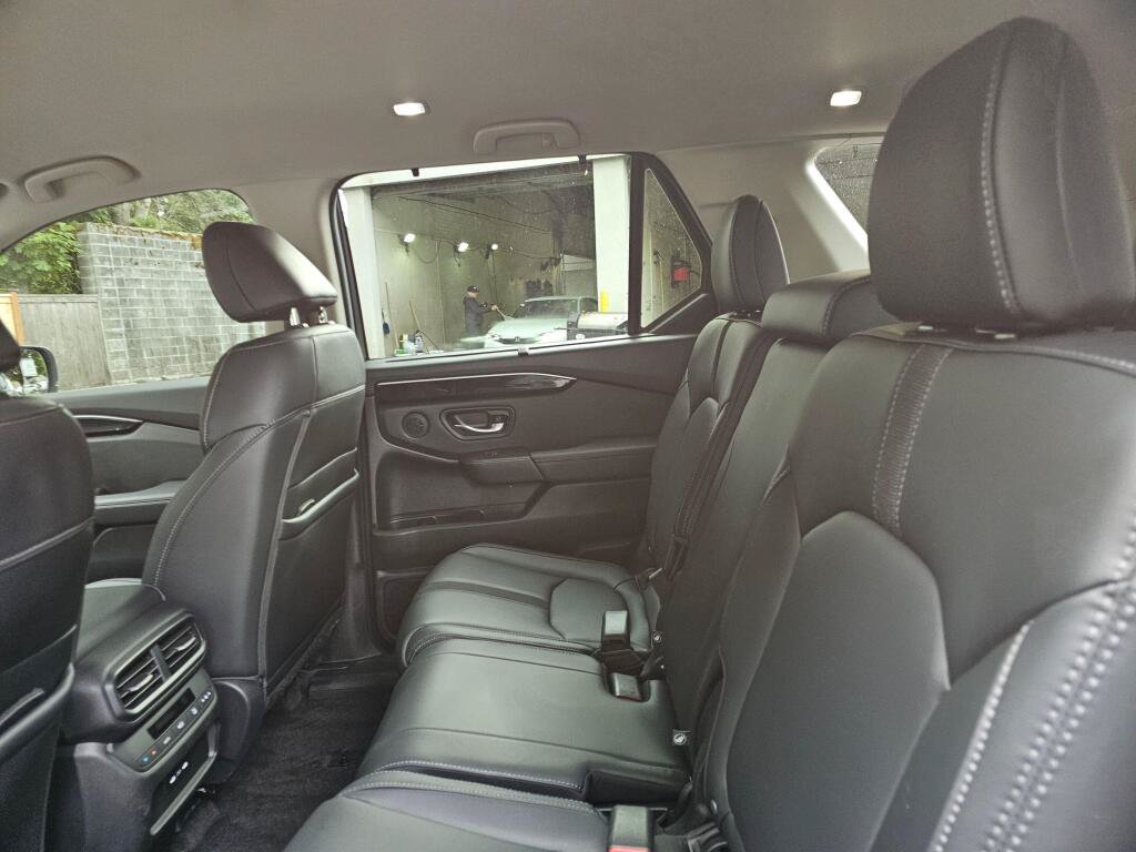 Used 2024 Honda Pilot EX-L image 19