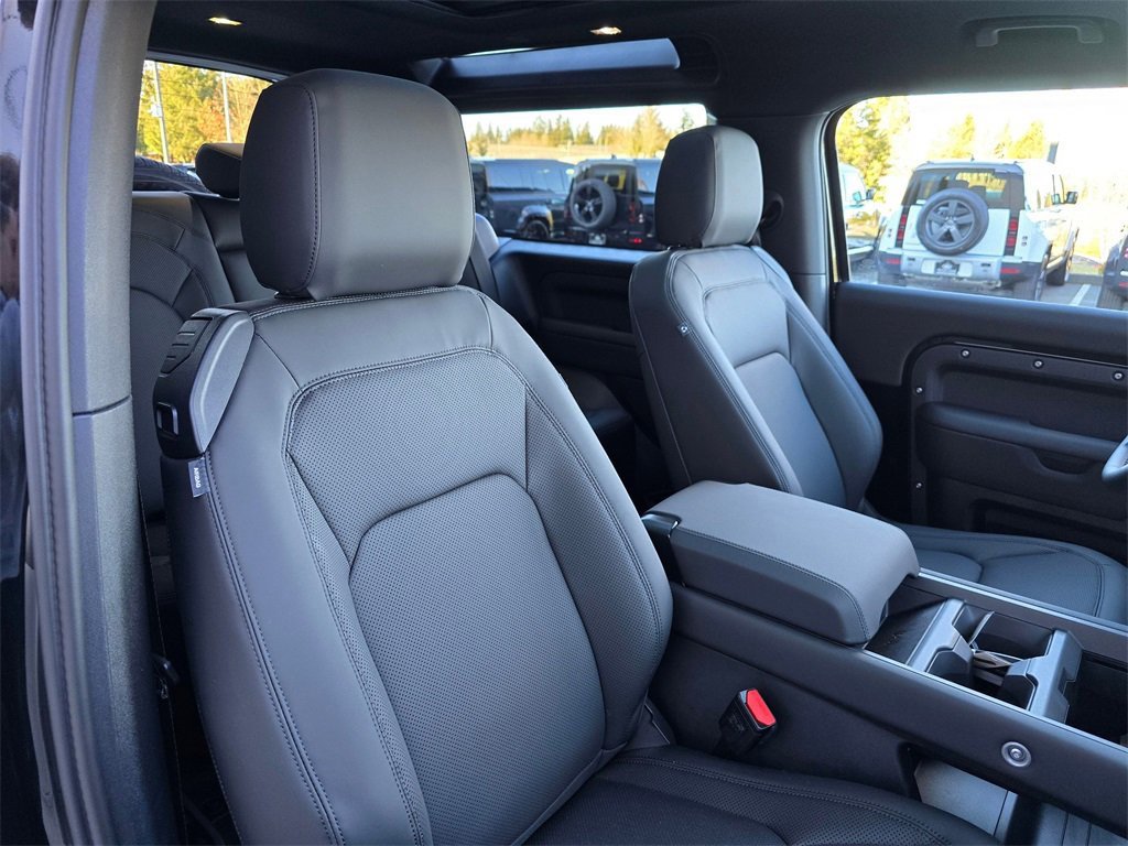New 2025 Land Rover Defender 90 S image 27