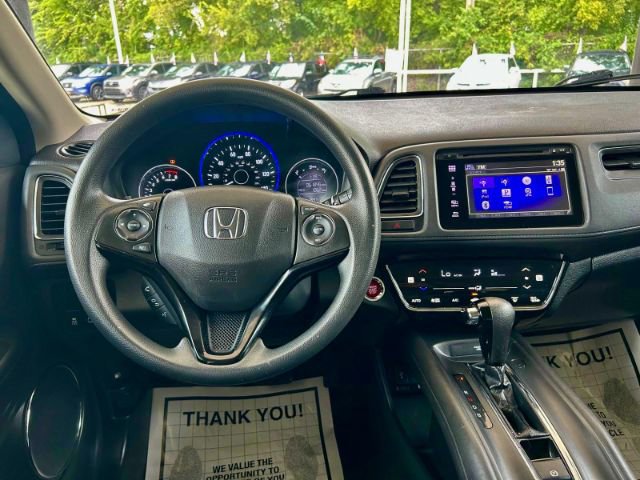 Used 2018 Honda HR-V EX image 11