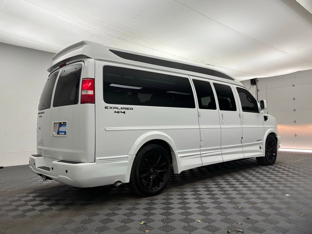 Used 2020 Chevrolet Express 2500 Extended w/ Enhanced Convenience Package image 7