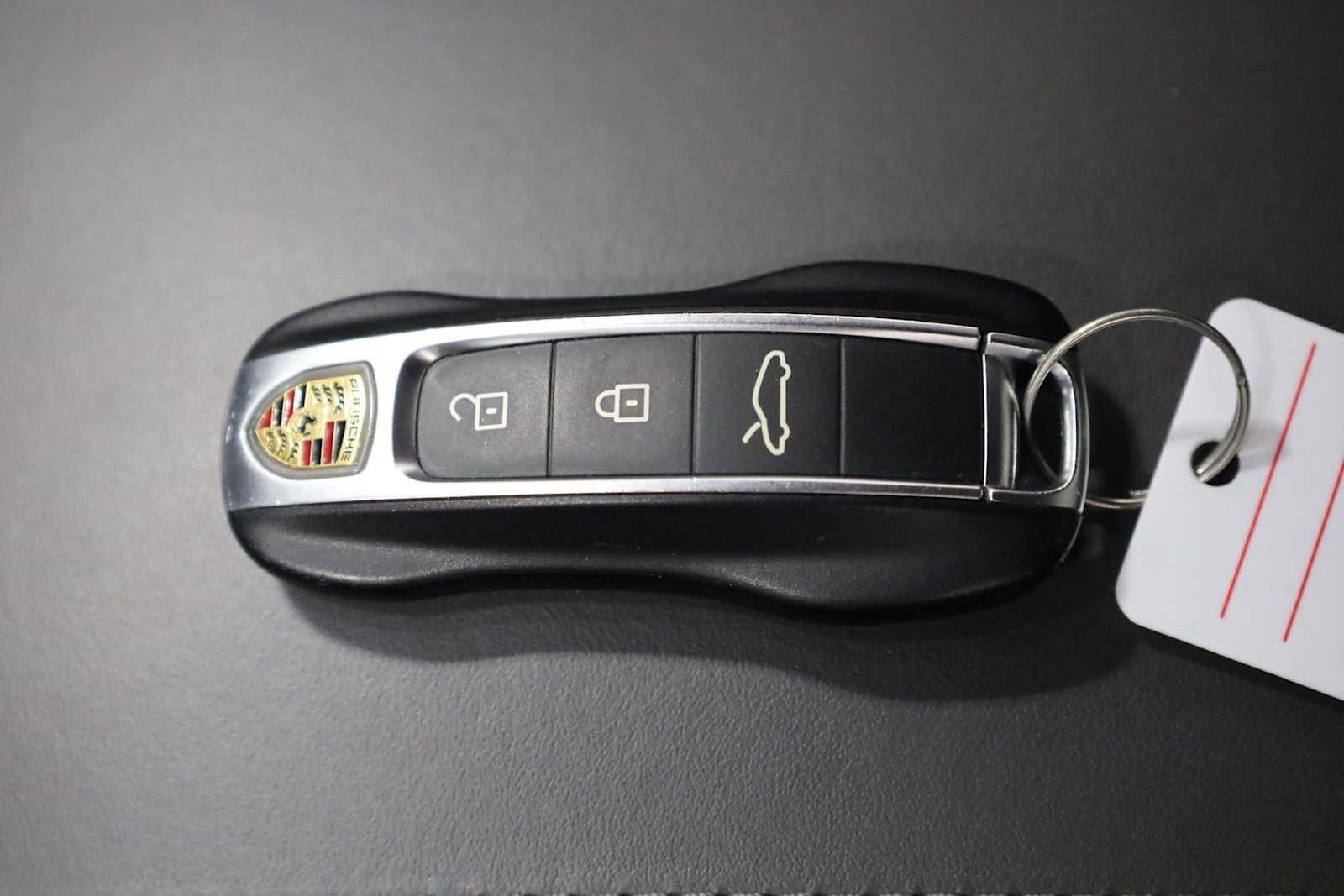 Certified 2020 Porsche 911 Carrera S image 39