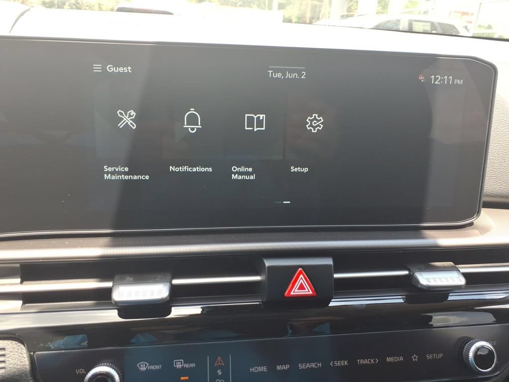 New 2026 Kia Sportage EX FWD image 19