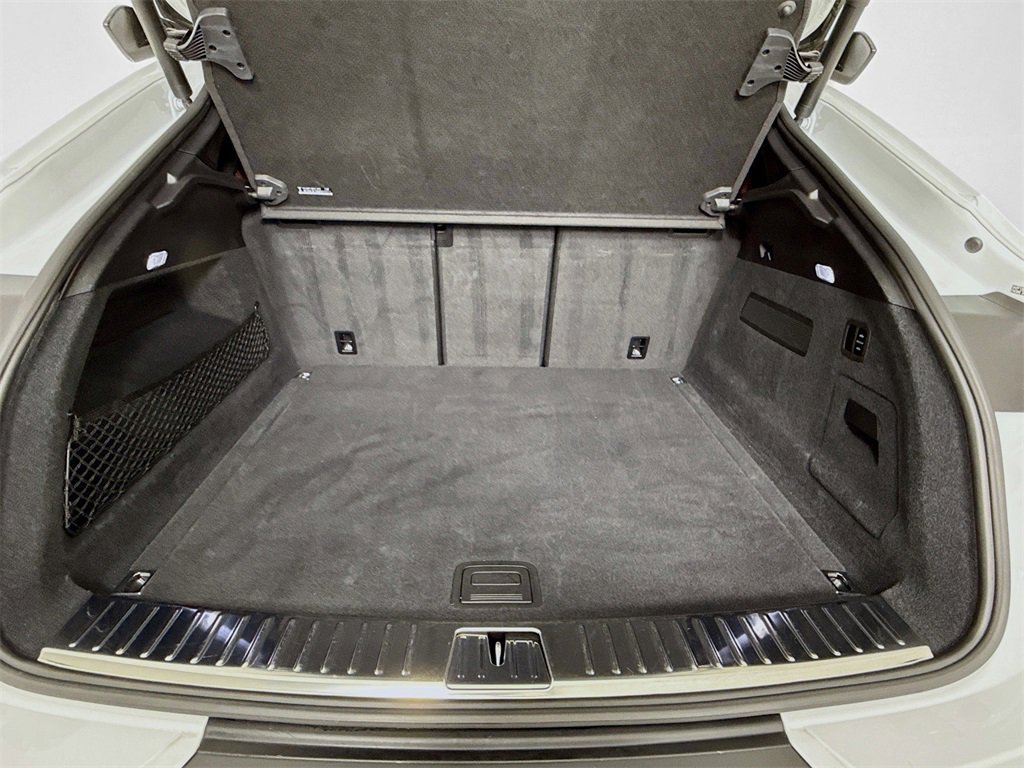 Used 2024 Porsche Cayenne Turbo GT image 28