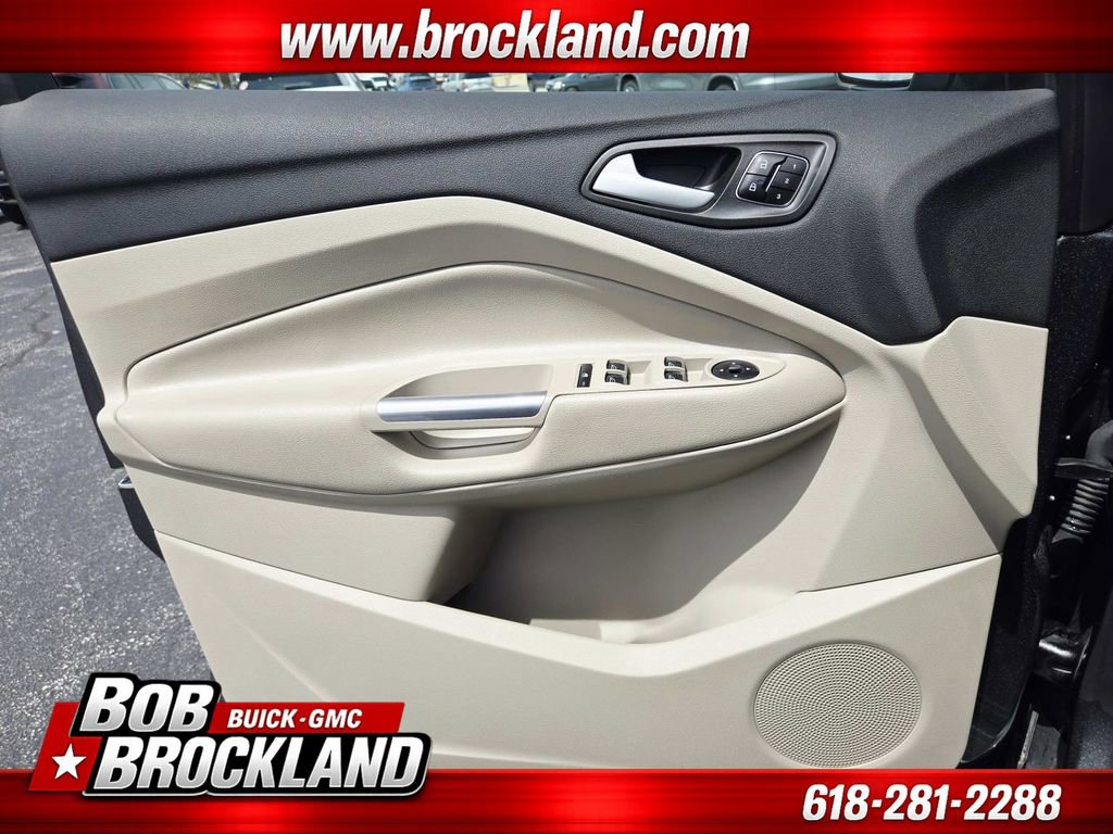 Used 2019 Ford Escape Titanium FWD image 37