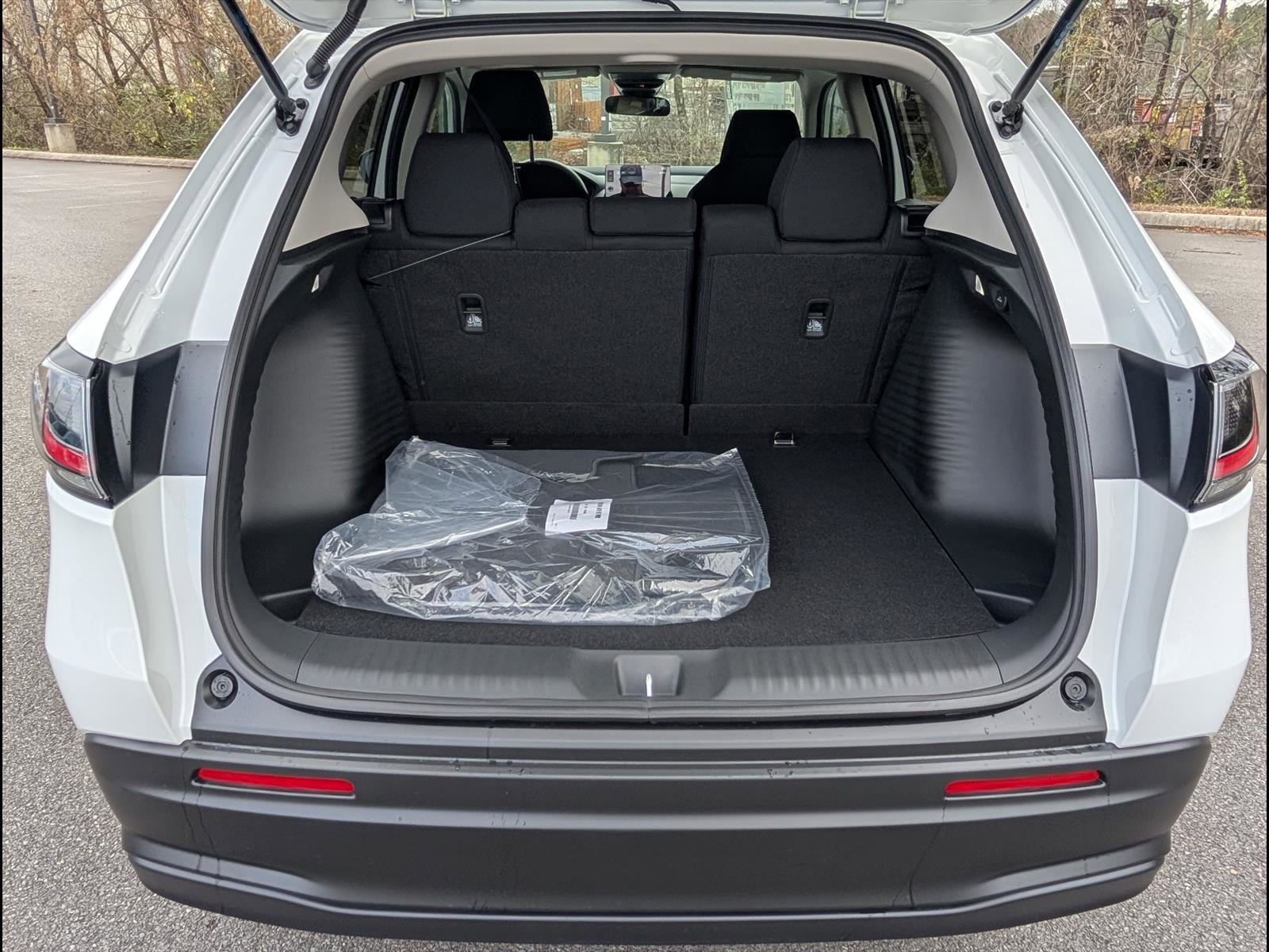 New 2026 Honda HR-V LX image 14