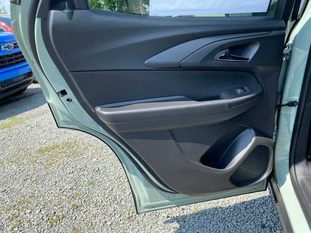 New 2025 Chevrolet TrailBlazer LT w/ Convenience Package image 16