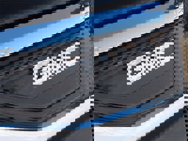 Used 2021 GMC Yukon SLT w/ SLT Luxury Package image 12