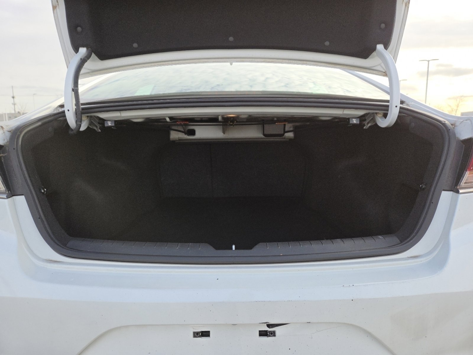 Used 2019 Hyundai Sonata SE image 16