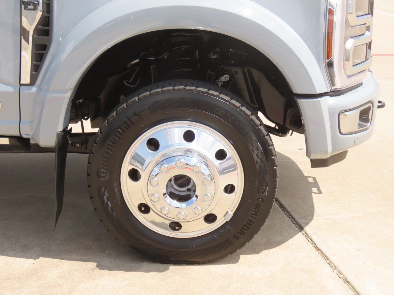 Used 2026 Ford F450 Platinum w/ Platinum Plus Package AWD/4WD image 9