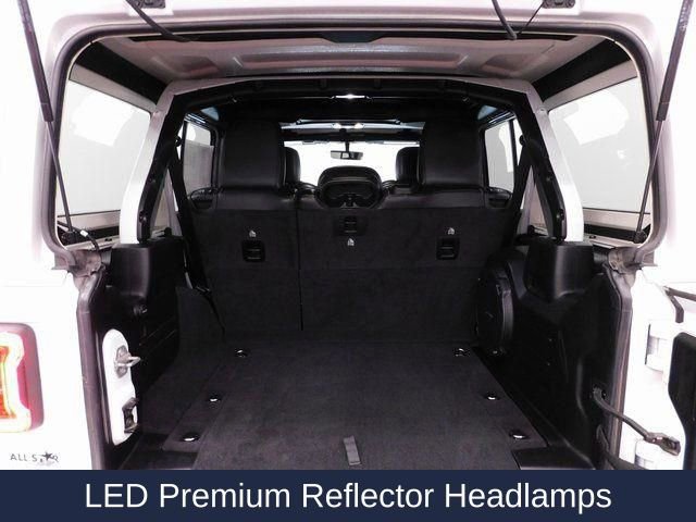 Used 2023 Jeep Wrangler Altitude image 28