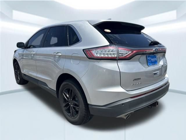 Used 2018 Ford Edge SEL w/ Ford Safe & Smart Package FWD image 8