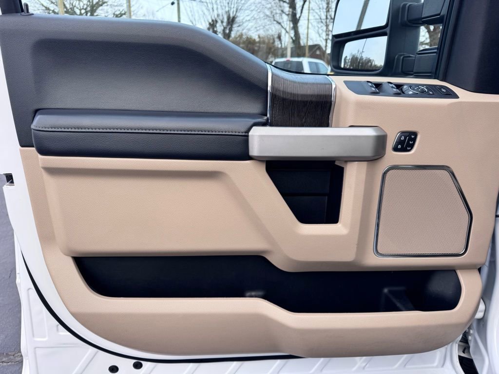 Used 2021 Ford F250 Lariat w/ Lariat Ultimate Package image 22