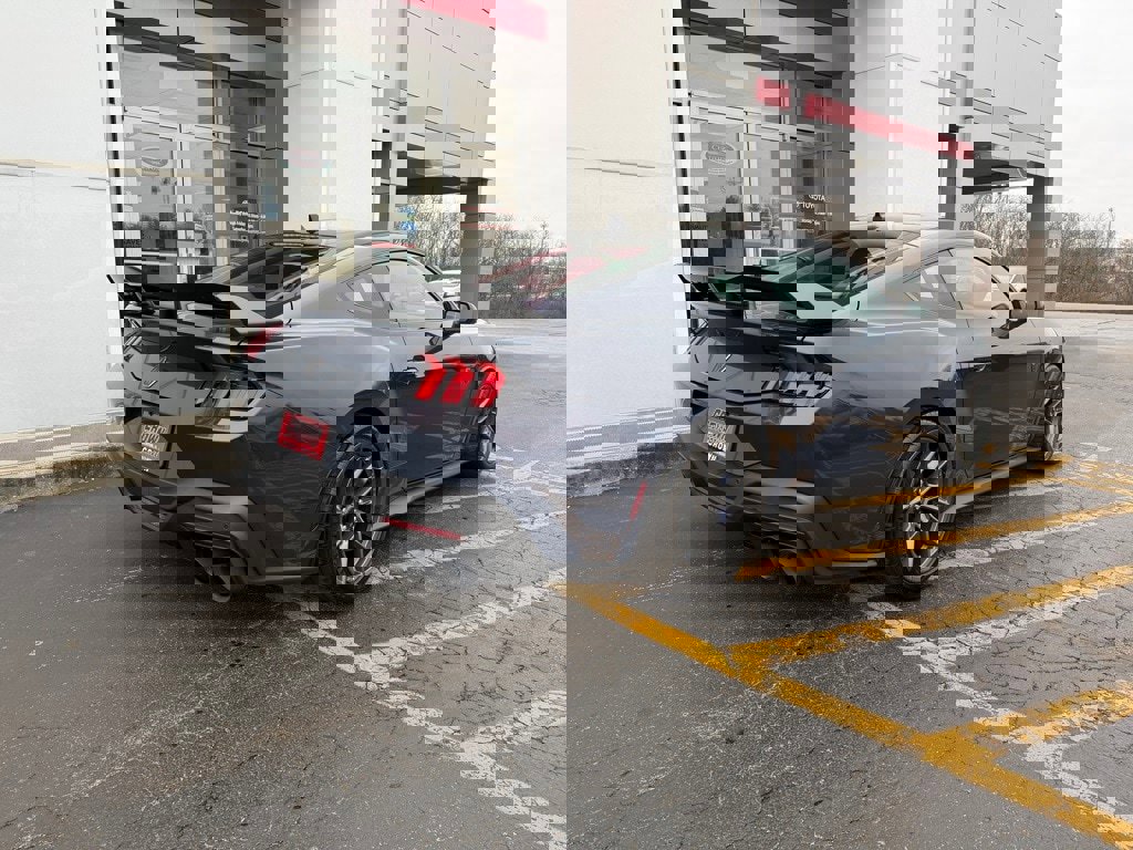 Used 2024 Ford Mustang Dark Horse w/ Dark Horse Handlin Package image 4