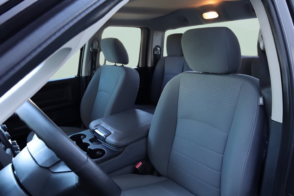 Used 2016 RAM 1500 Express AWD/4WD image 19
