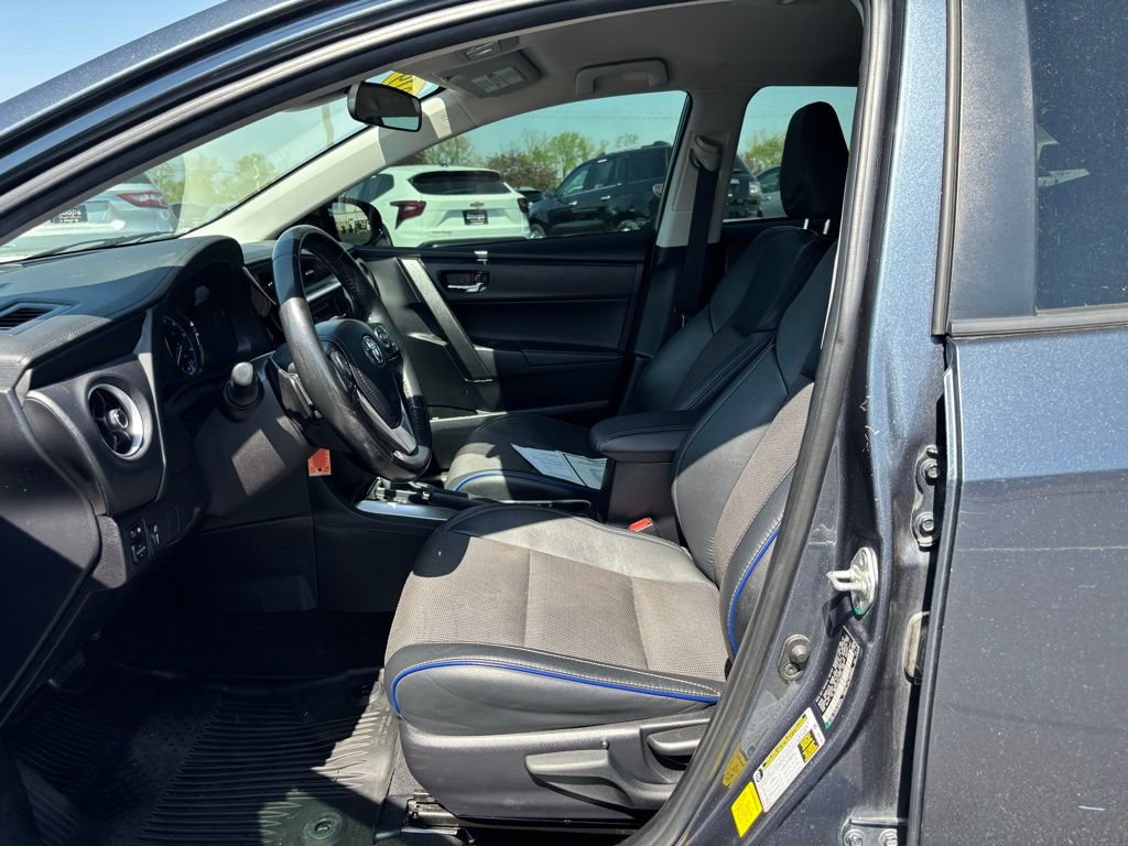 Used 2019 Toyota Corolla SE FWD image 15