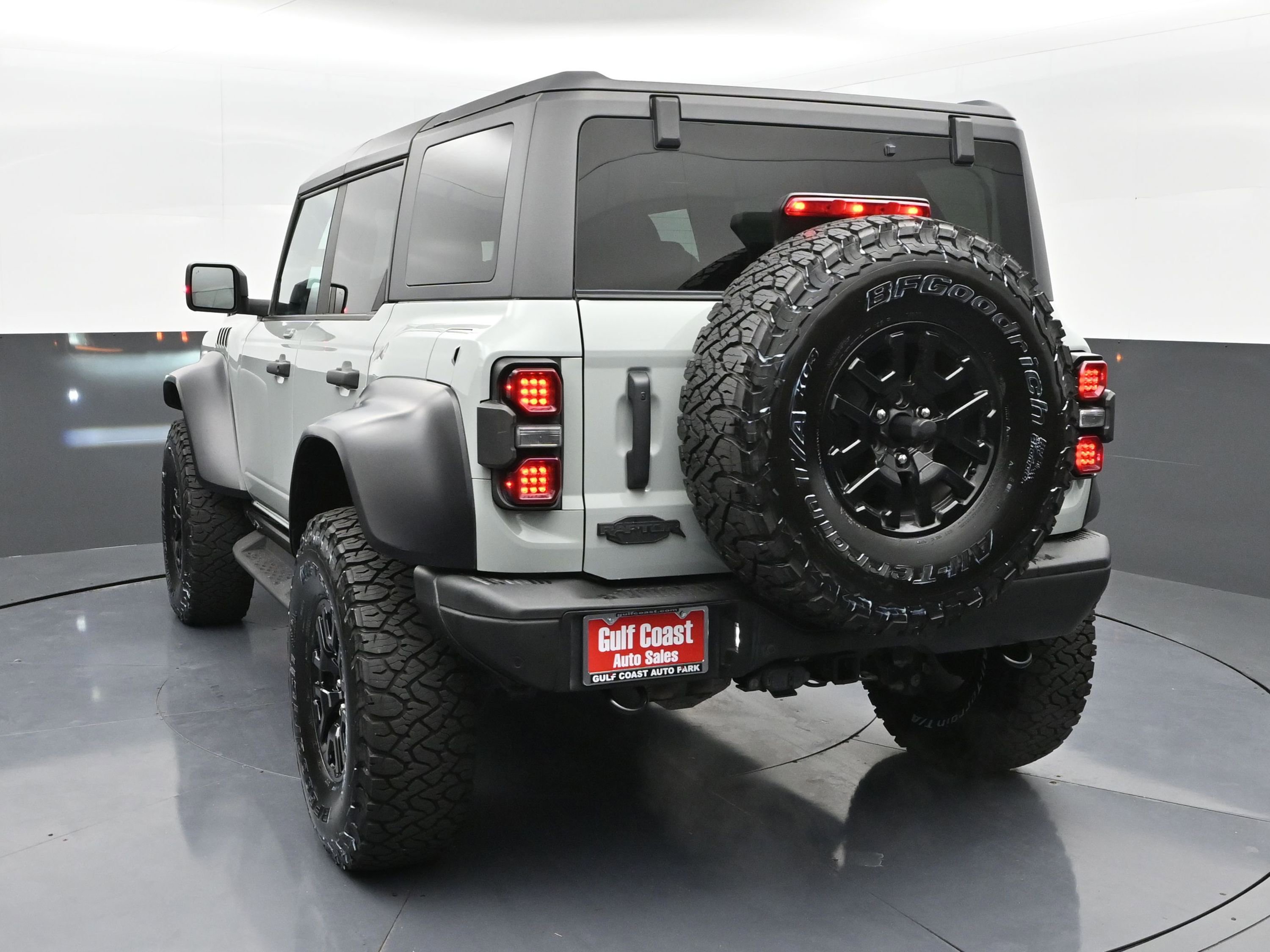 Used 2022 Ford Bronco Raptor image 4