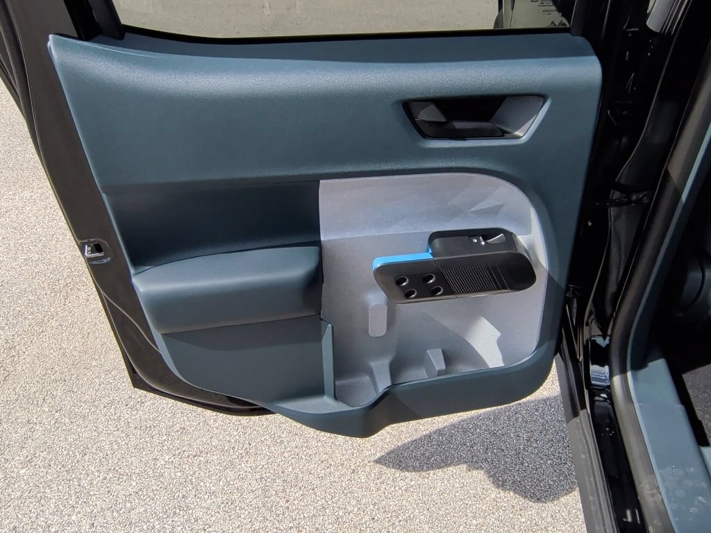 New 2026 Ford Maverick XLT FWD image 31