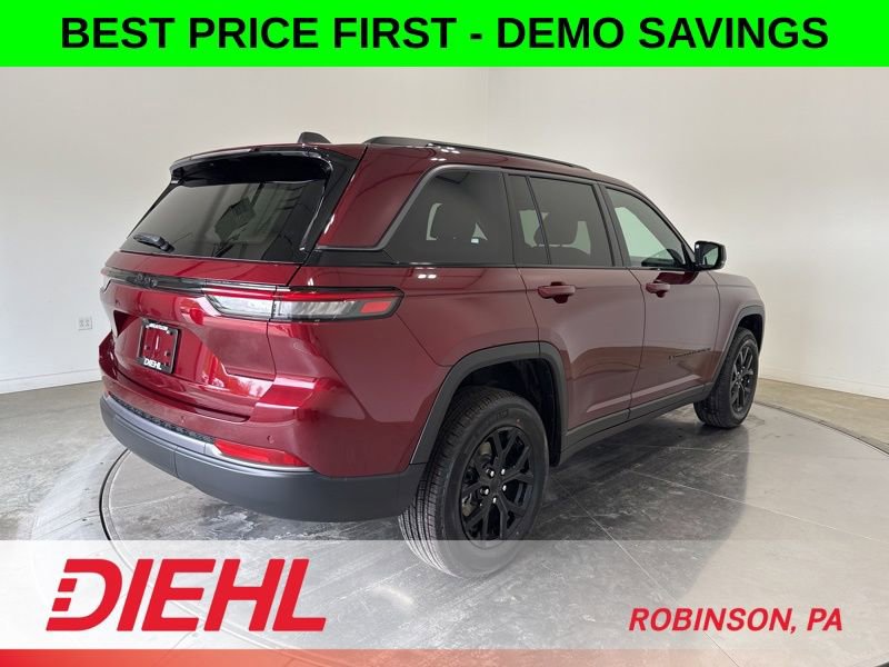 New 2026 Jeep Grand Cherokee Altitude AWD/4WD image 7