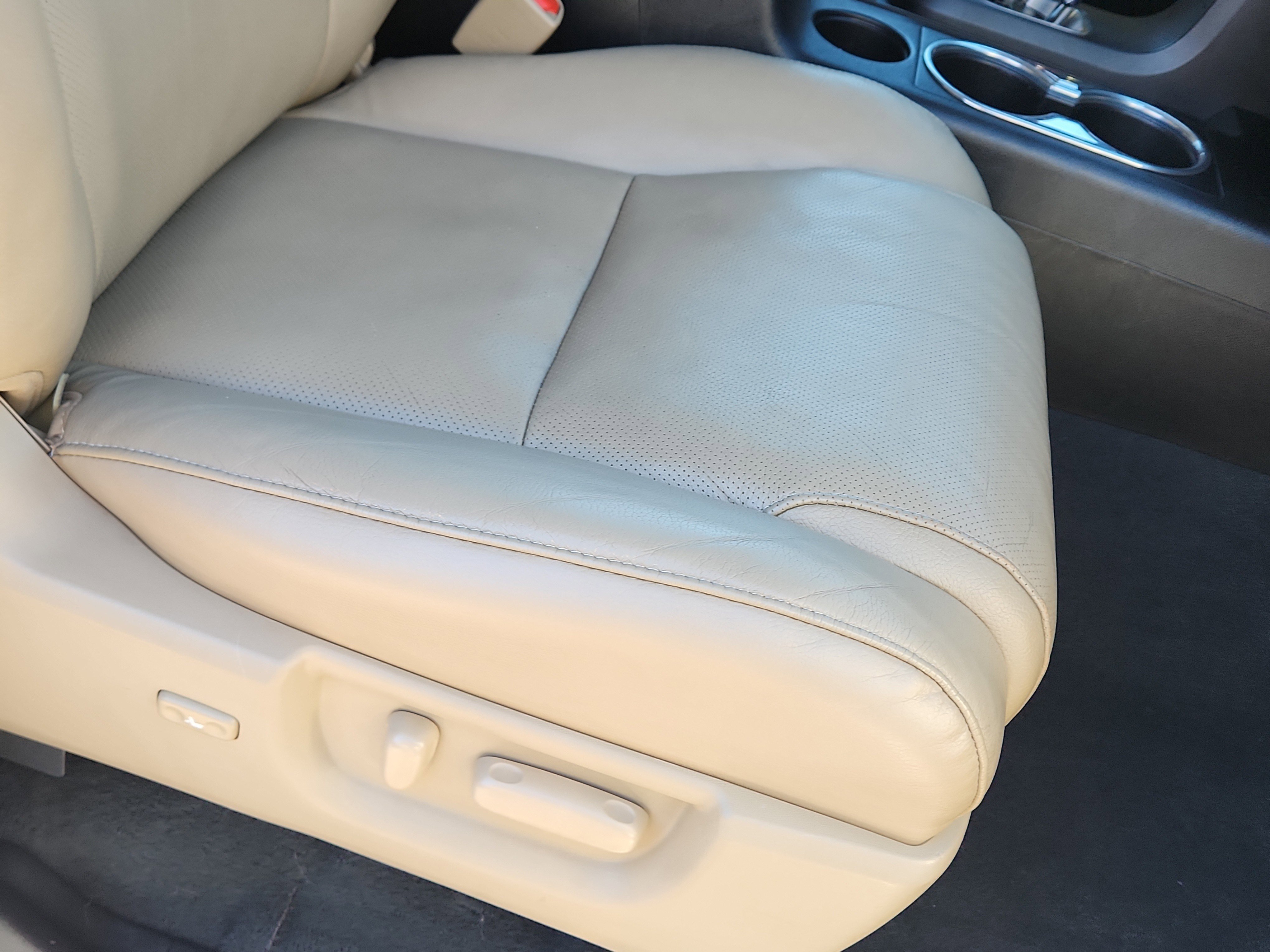 Certified 2020 Toyota Sequoia Platinum image 14