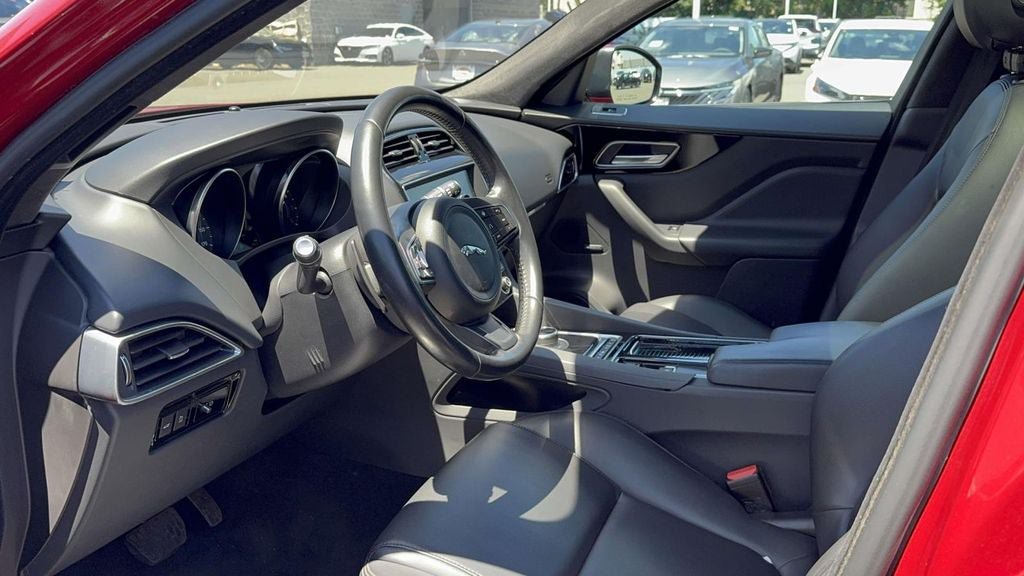 Used 2020 Jaguar F-PACE Premium AWD/4WD image 34