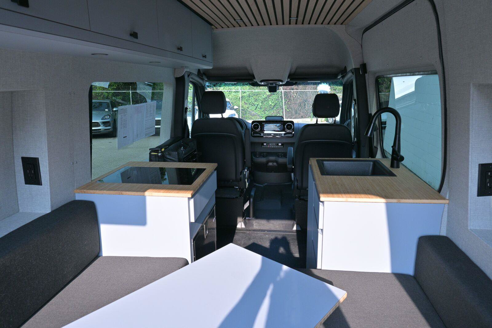 Used 2025 Mercedes-Benz Sprinter 2500 image 17