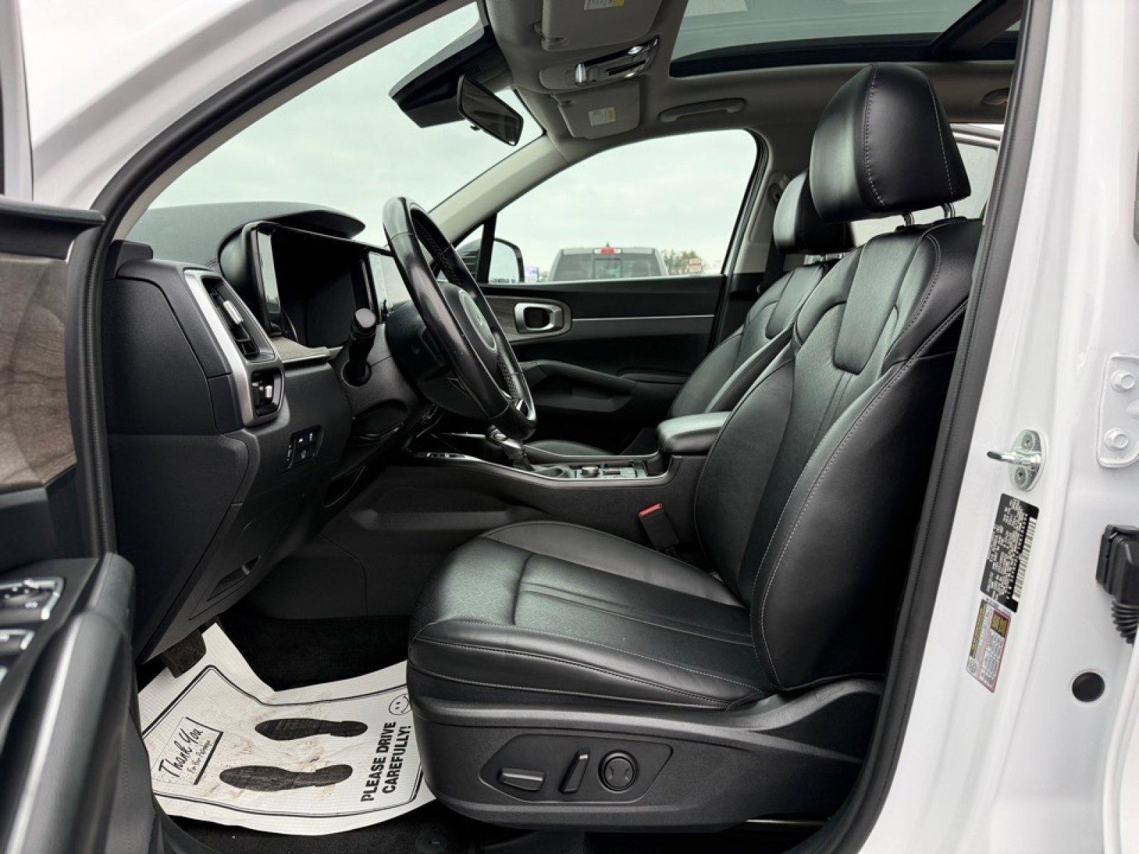 Used 2022 Kia Sorento X-Line EX image 14