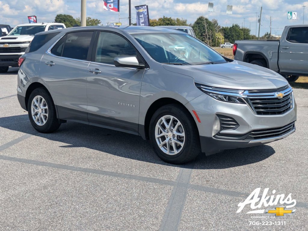 Used 2024 Chevrolet Equinox LT FWD image 1