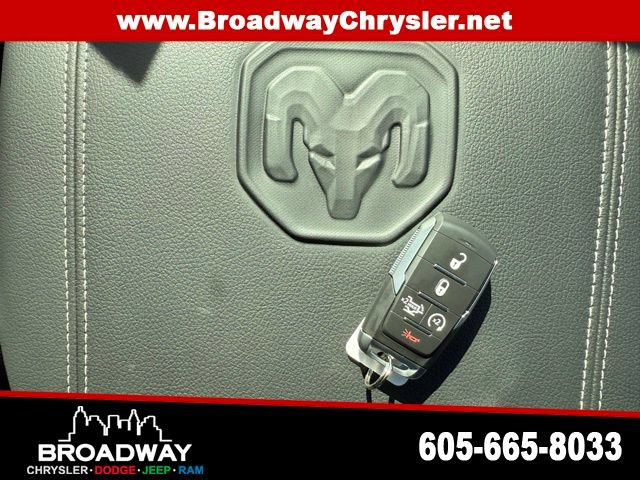 New 2026 RAM 2500 Laramie AWD/4WD image 20