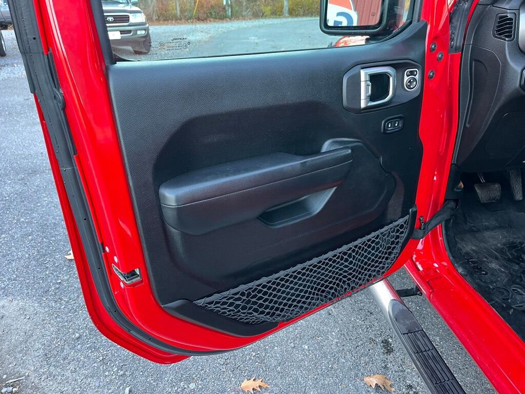 Used 2020 Jeep Gladiator Sport w/ Quick Order Package 24S image 43