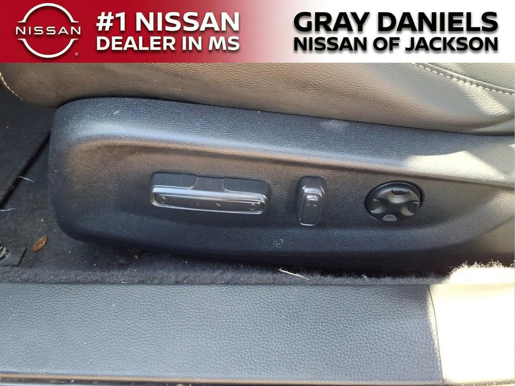 Used 2021 Honda Accord Sport image 11