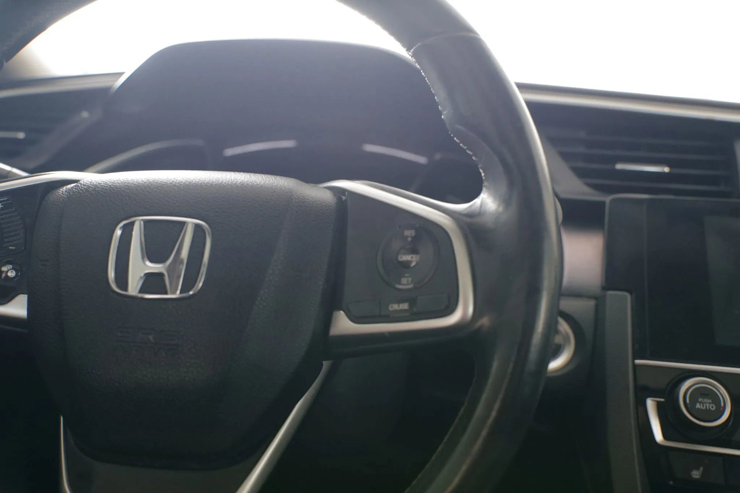 Used 2018 Honda Civic EX-T image 21