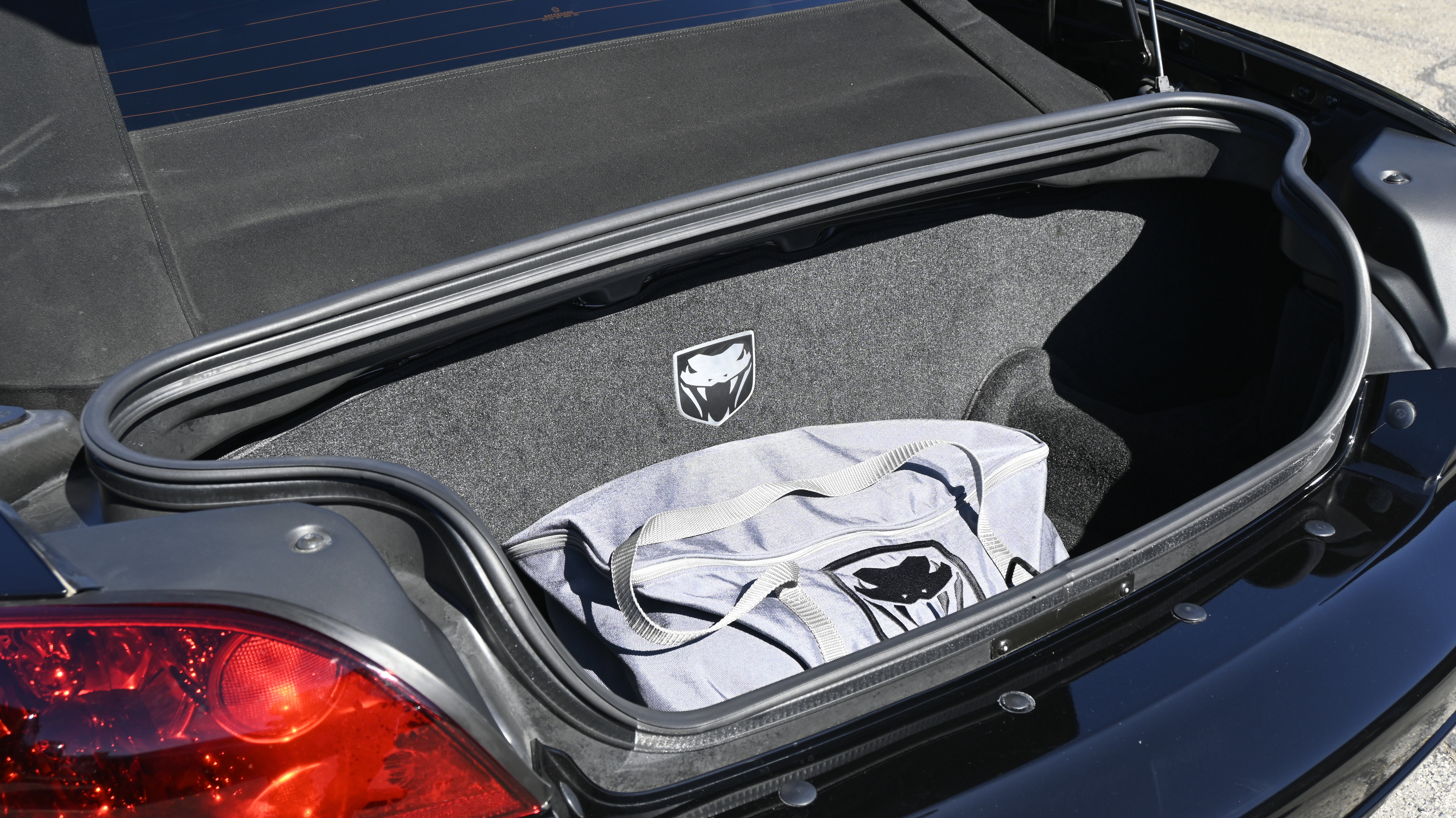 Used 2003 Dodge Viper SRT-10 image 28