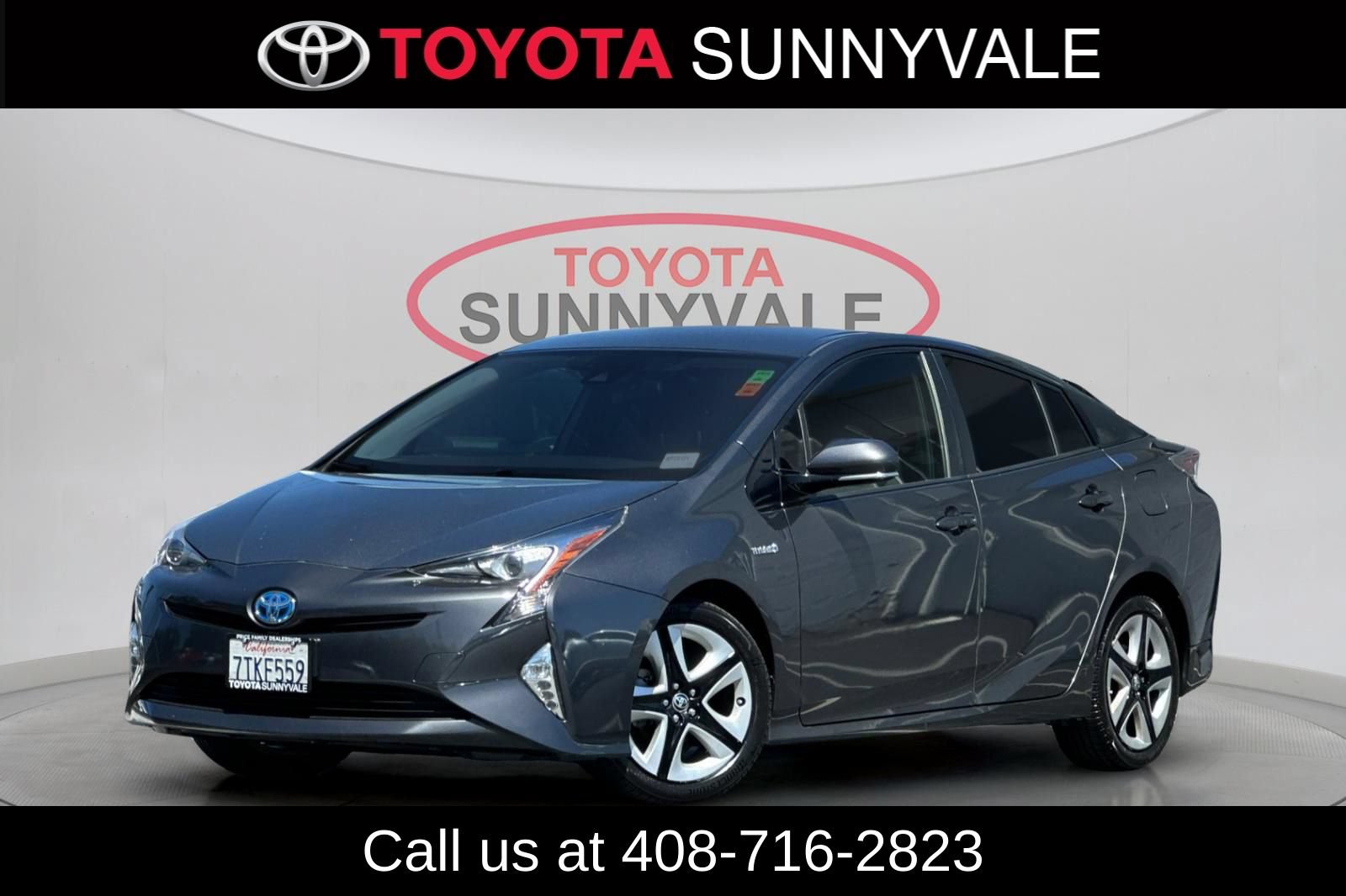 Used 2016 Toyota Prius Three Touring FWD video 2