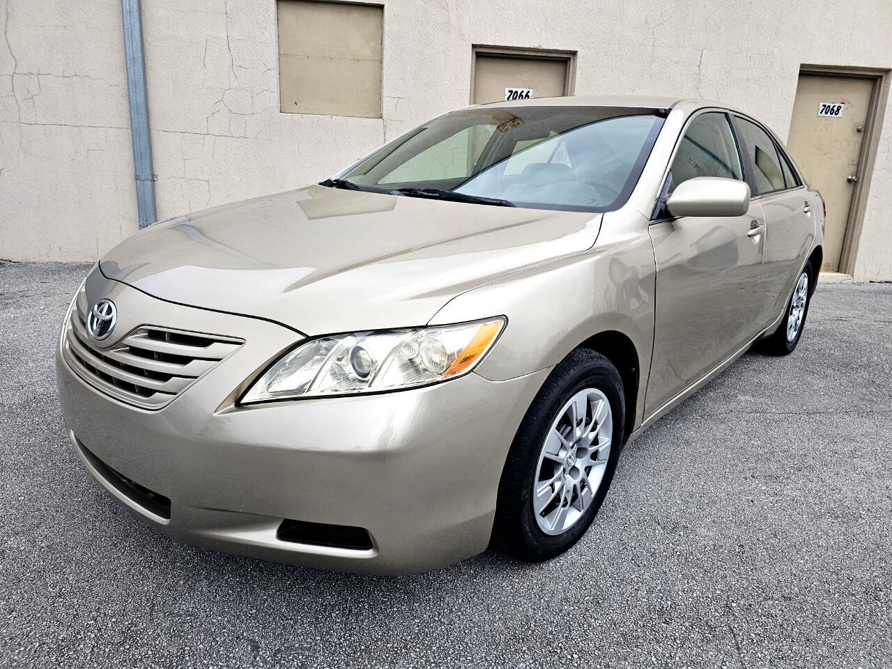 Used 2007 Toyota Camry LE image 14