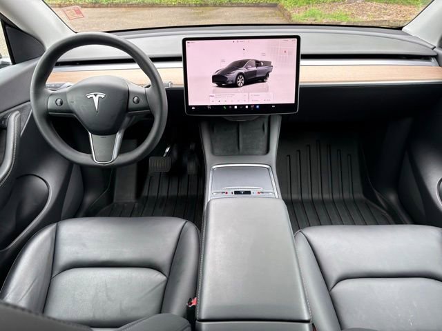 Used 2022 Tesla Model Y Long Range AWD/4WD image 18