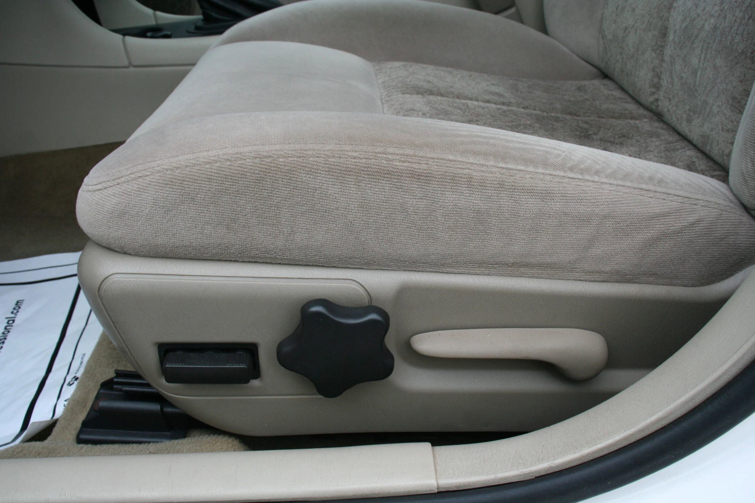 Used 2005 Chevrolet Impala LS w/ Sun And Sound Package image 24