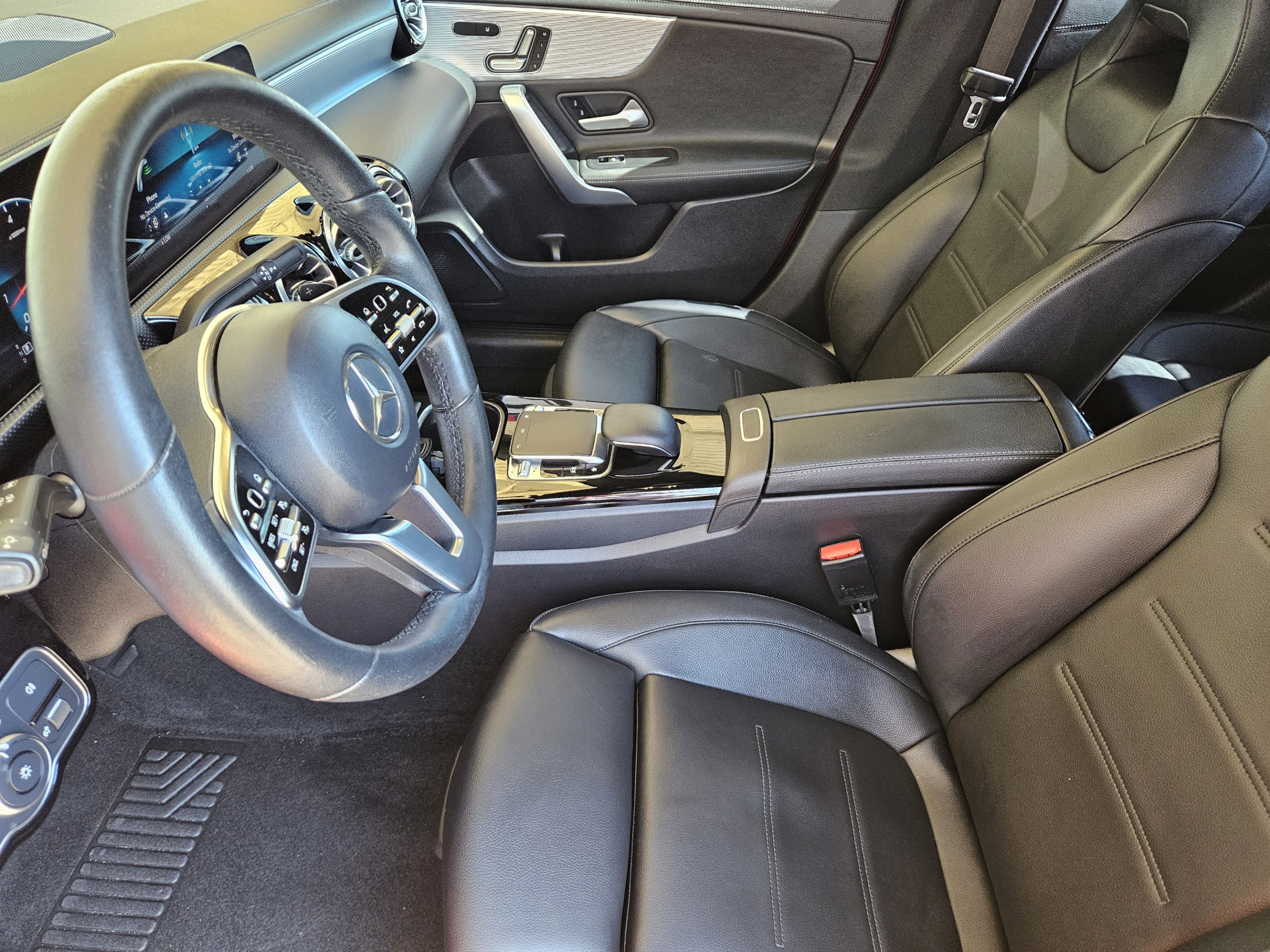 Used 2020 Mercedes-Benz CLA 250 image 9