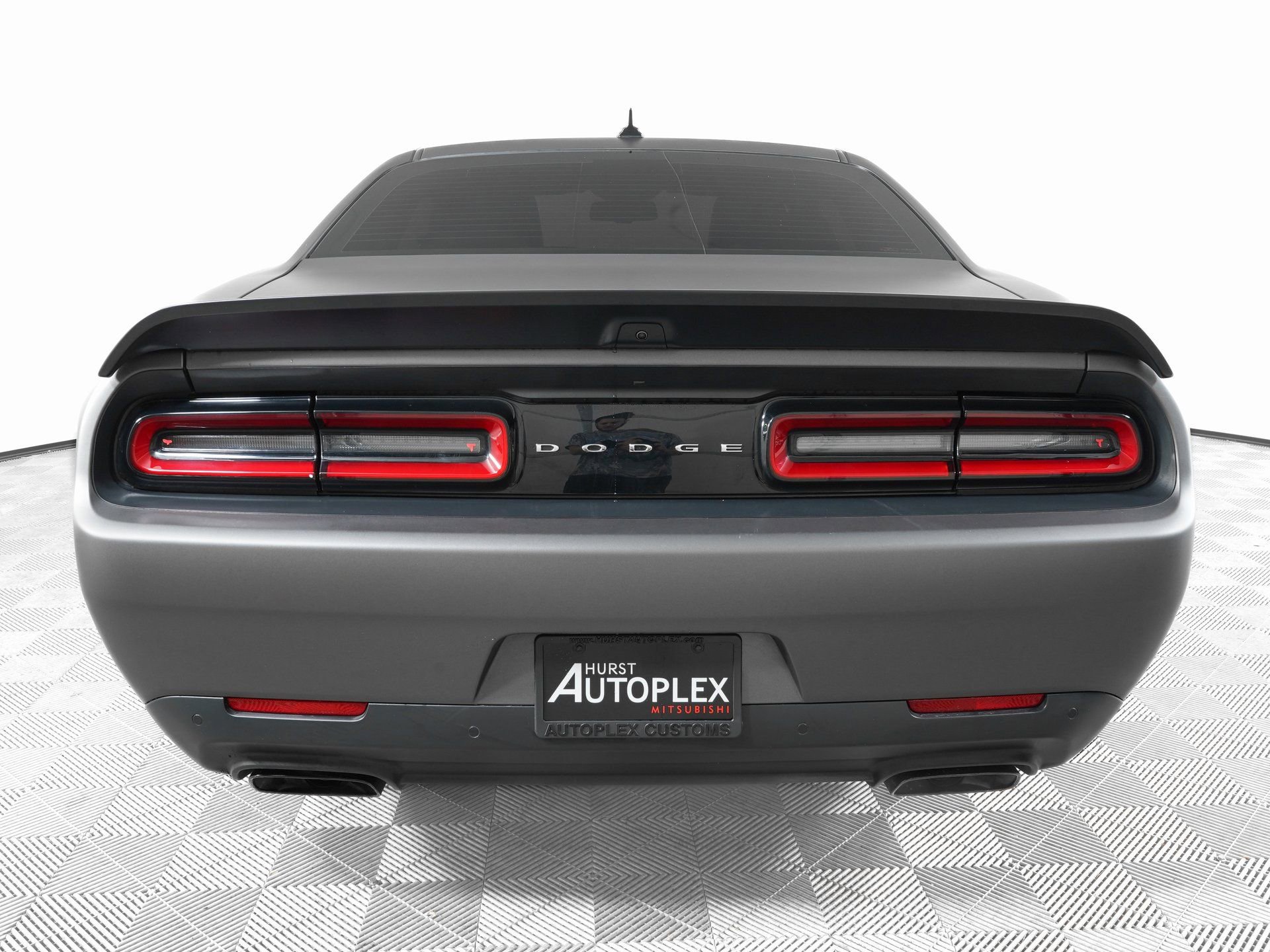 Used 2019 Dodge Challenger SRT Hellcat Redeye image 6