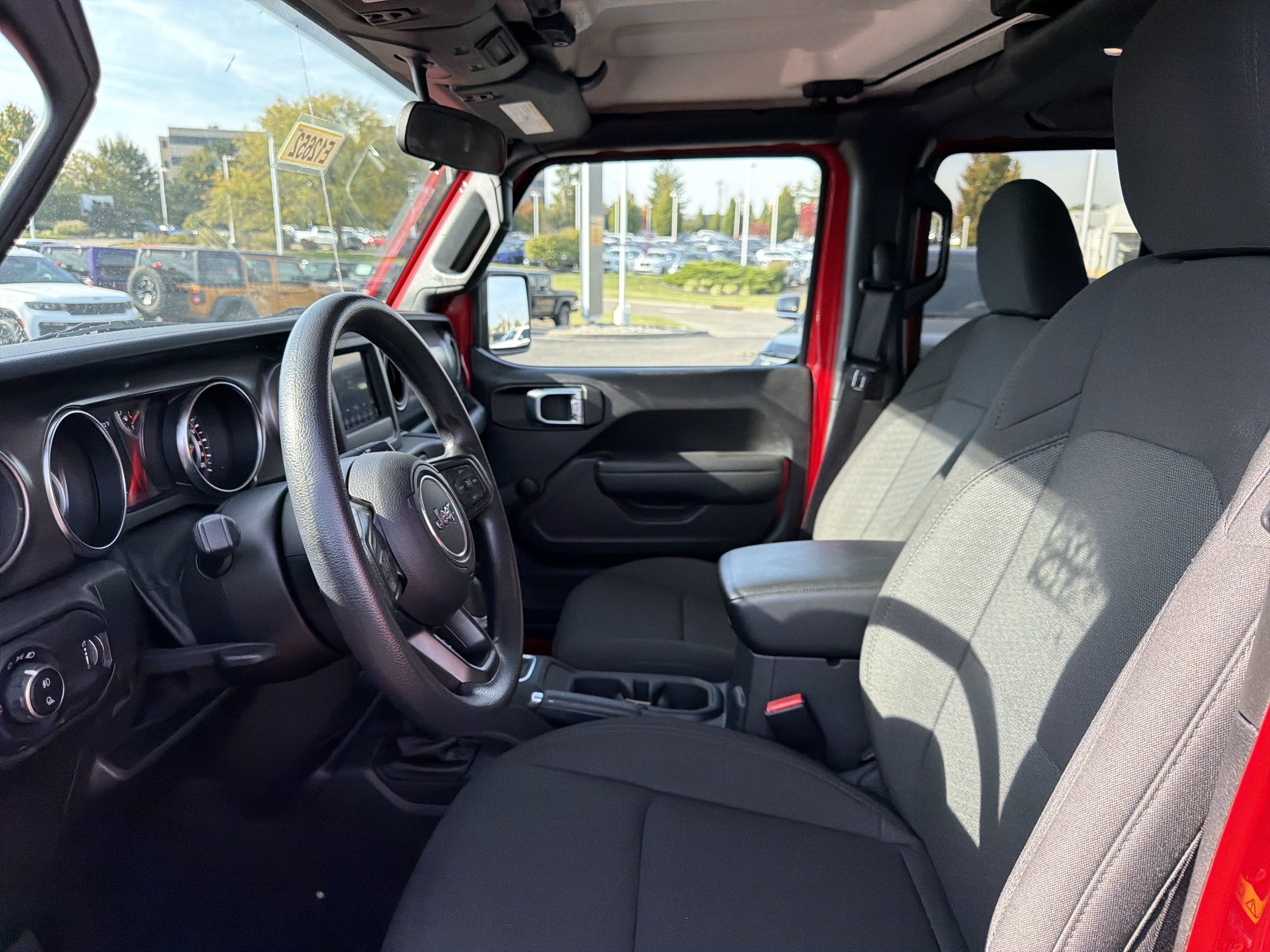 Used 2023 Jeep Gladiator Sport AWD/4WD image 13
