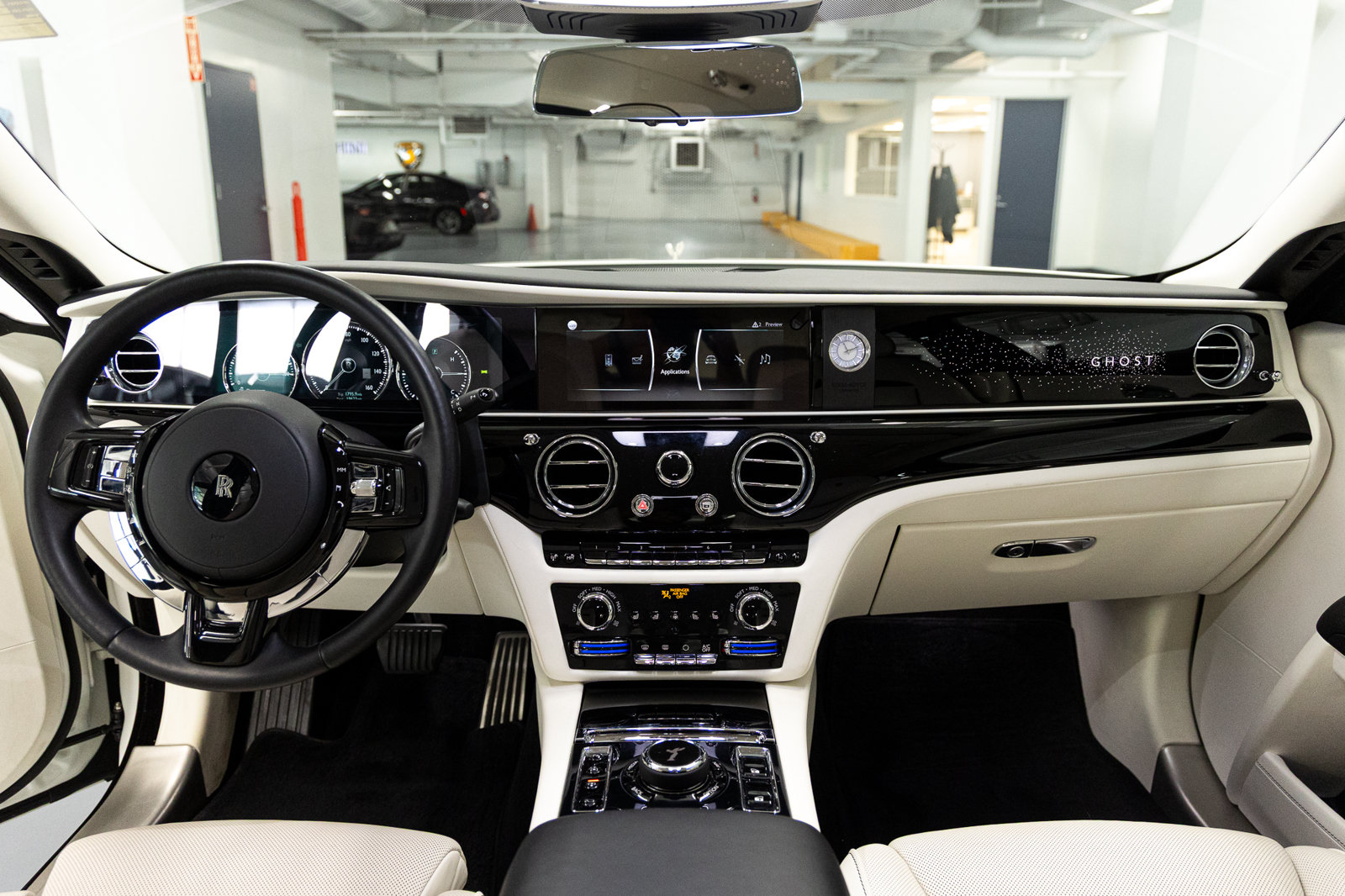 Certified 2023 Rolls-Royce Ghost AWD/4WD image 33