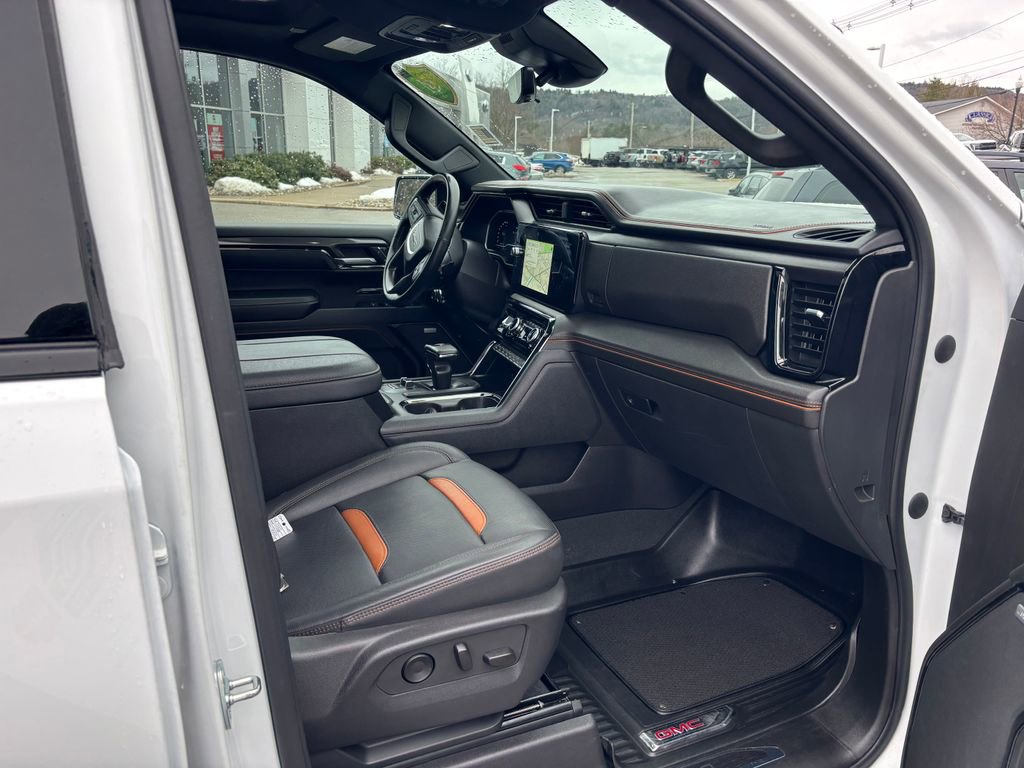 Used 2023 GMC Sierra 1500 AT4 w/ AT4 Premium Package image 14