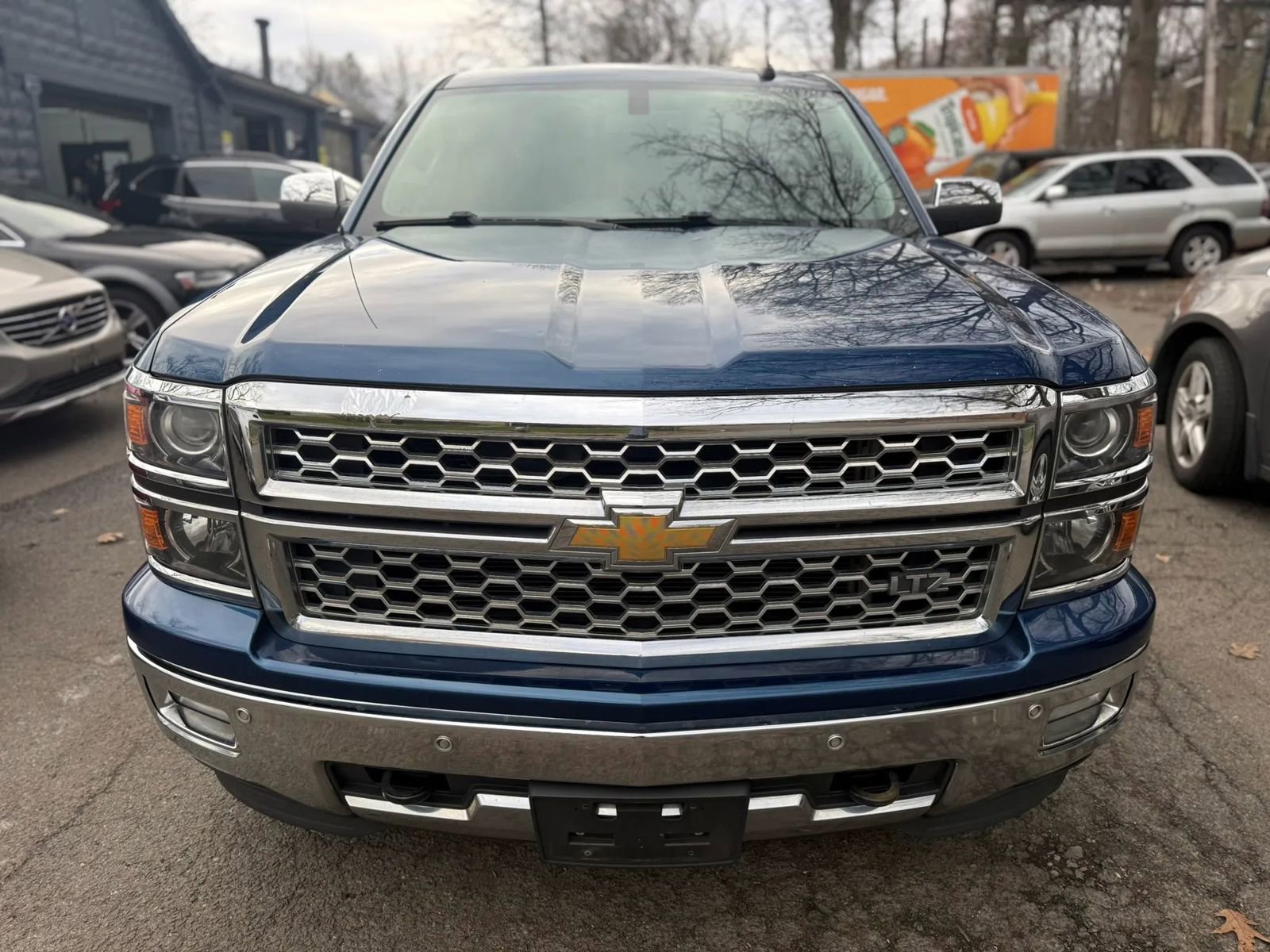 Used 2015 Chevrolet Silverado 1500 LTZ w/ LTZ Plus Package AWD/4WD image 2